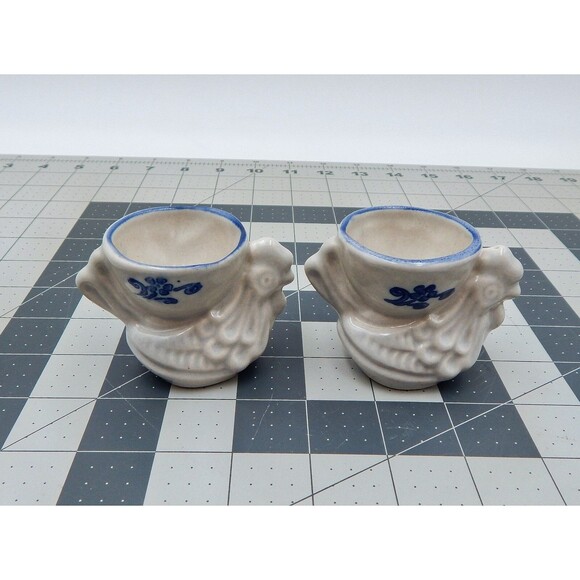 Pfaltzgraff Yorktowne Egg Cups Chicken Hen Stoneware Blue Scroll Set of 2 - Picture 8 of 8
